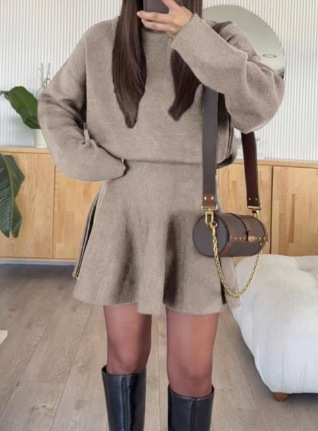 Women's Casual Sweater and Mini Skirt Two-Piece Set Long Sleeve