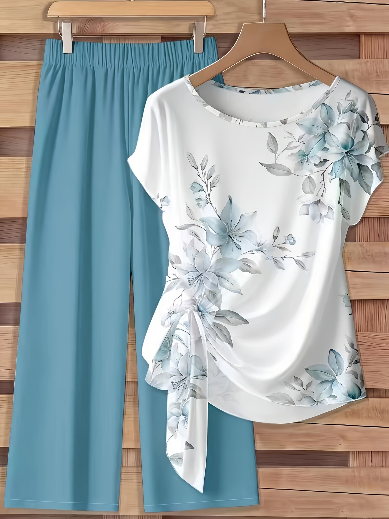 Floral Print Short Sleeve Top and Pants Set