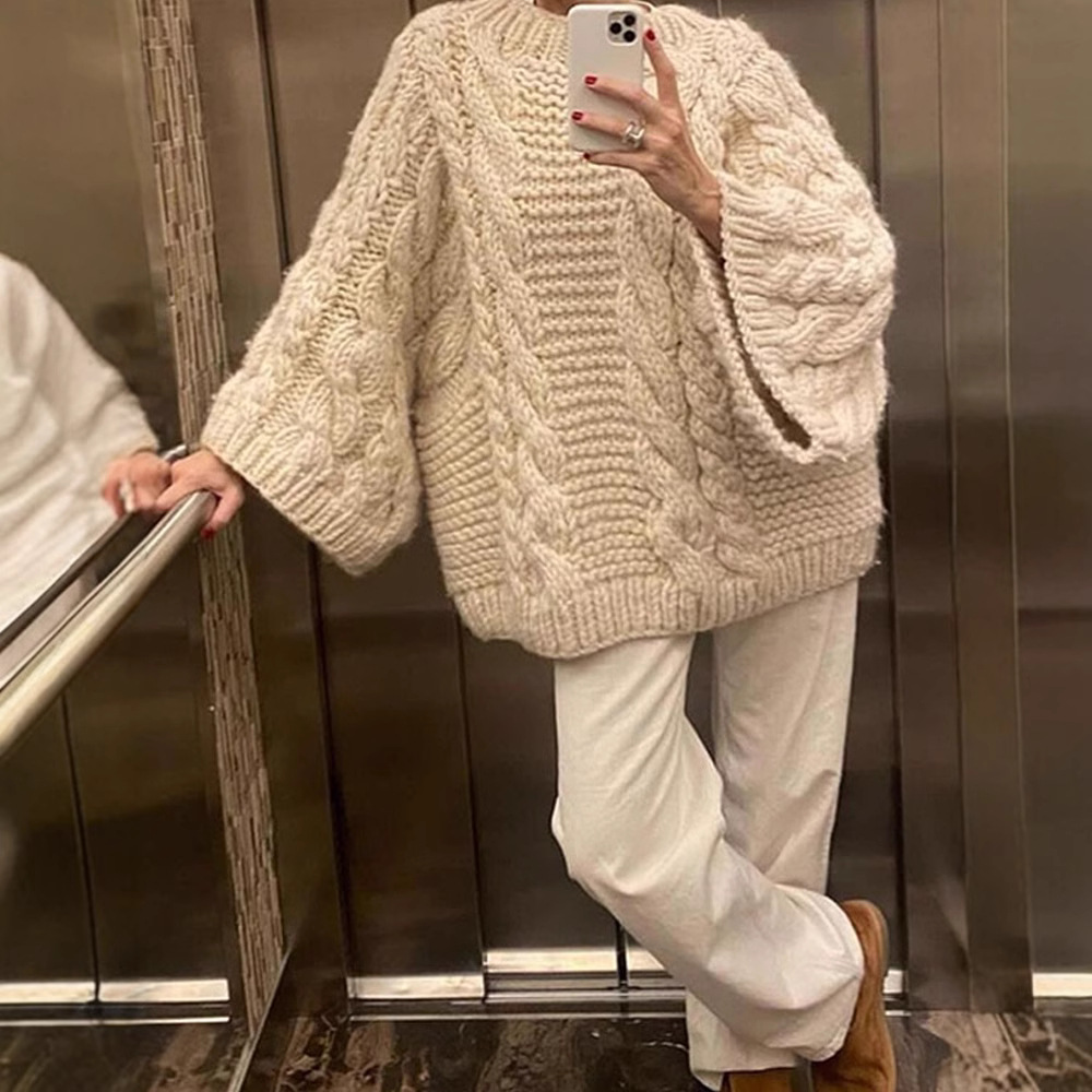 Women's Loose Crewneck Wide-Sleeve Knit Sweater Solid Color