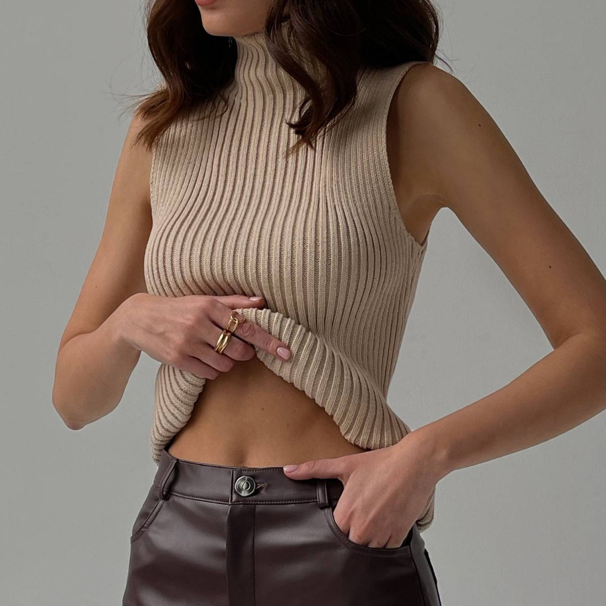Women's High Neck Sleeveless Slim Fit Knit Top