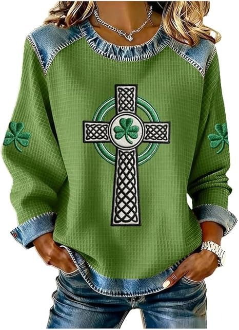 Women's Clover Print Waffle Knit Crewneck Sweatshirt