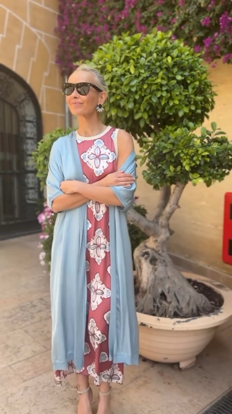 Elegant Printed Round Neck Two-Piece Maxi Dress with Cape