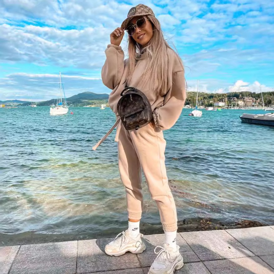 Women's Solid Color Long Sleeve Hoodie and Pants Two-Piece Set