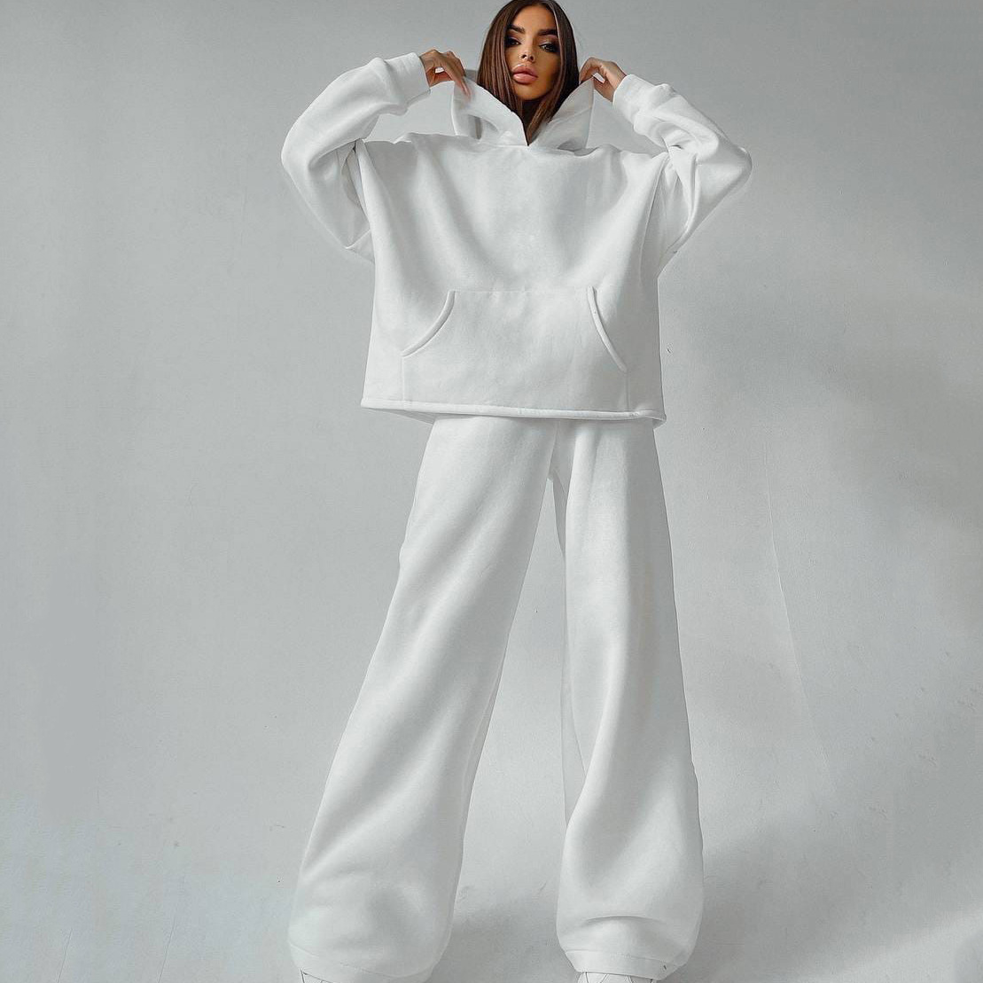 Women's Hooded Sweatshirt and Pants Set with Pockets