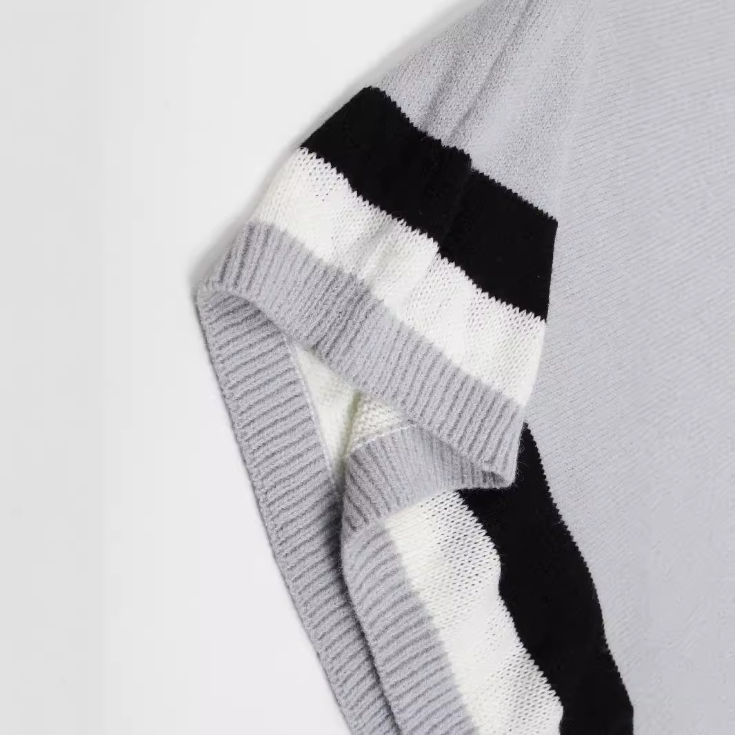 Unisex Crewneck Long-Sleeve Pullover Sweater Retro Loose Fit