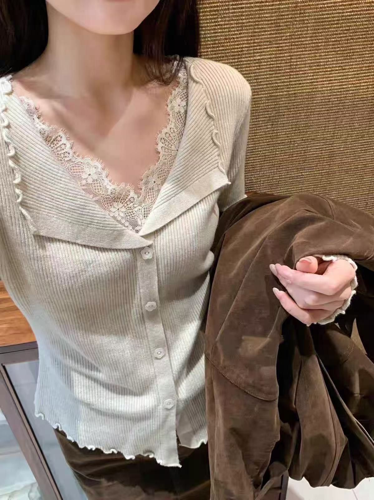 Slimming Knit Lace Cardigan with Doll Collar Long Sleeve