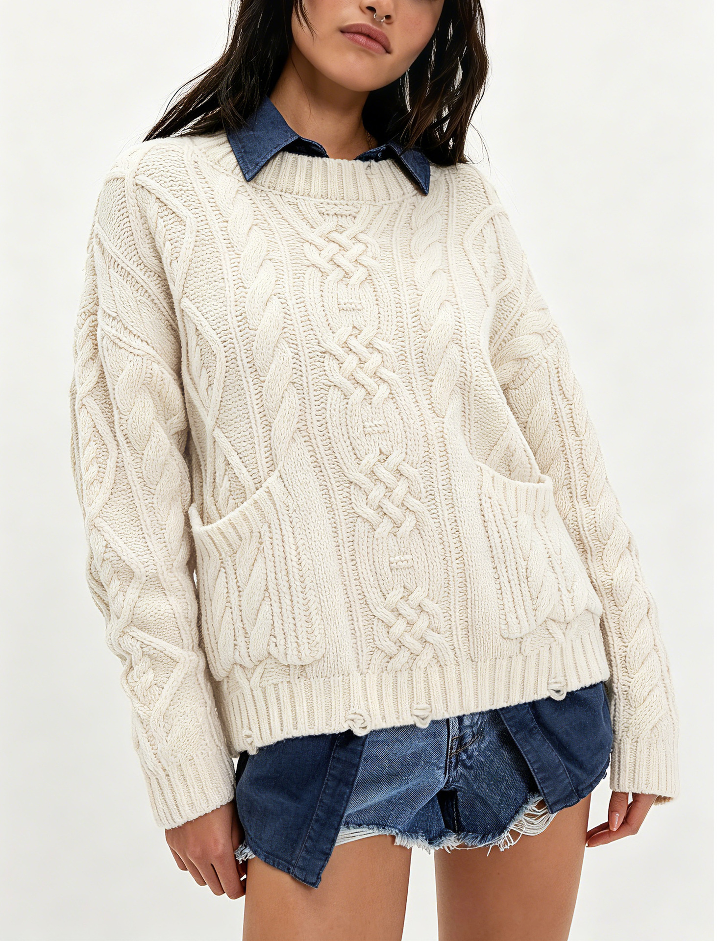 Women's Crewneck Cable-Knit Sweater with Pockets