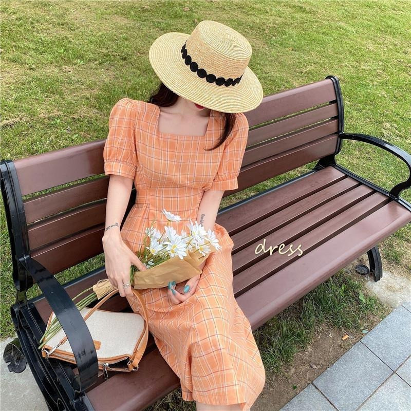 French Vintage Square Neck Plaid Midi Dress with Waist and Short Sleeves
