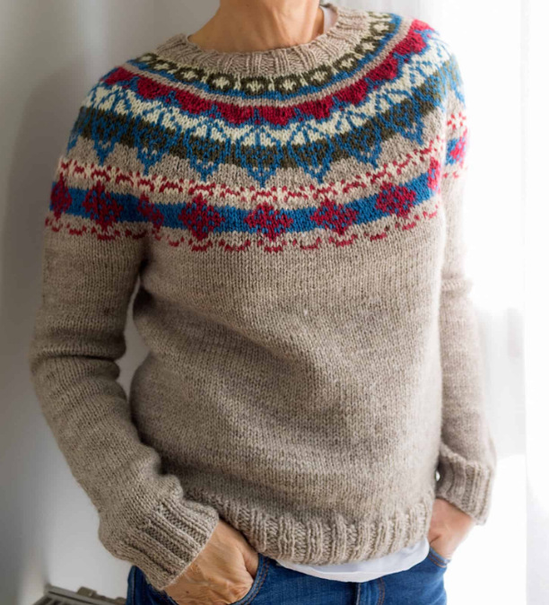 Women's Color-Block Crewneck Pullover Knit Sweater
