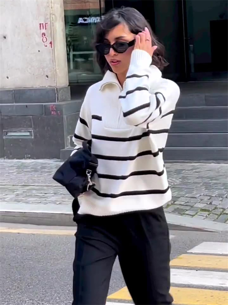 Women's Striped Knit Sweater with Collar and Zip, Loose Fit, Long Sleeve, Colorblock