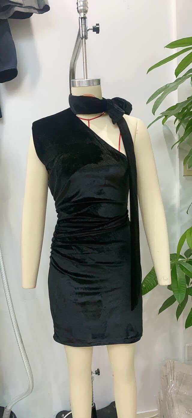 Women's Velvet One-Shoulder Bodycon Midi Dress