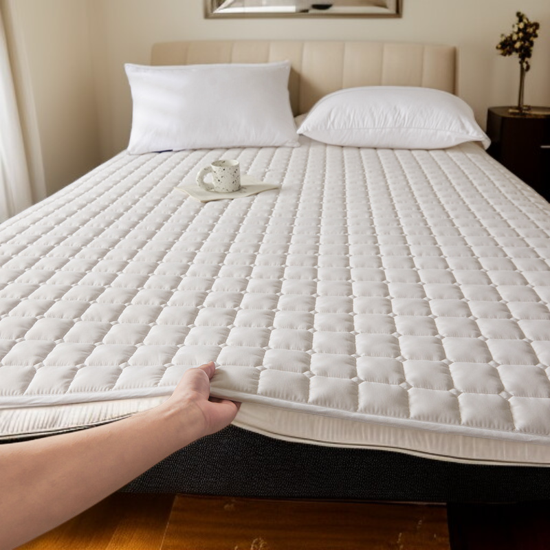 Comfortable quilted mattress cover