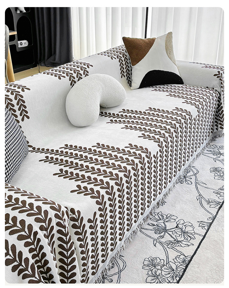 Sofa towel with leaf motif for furniture shade