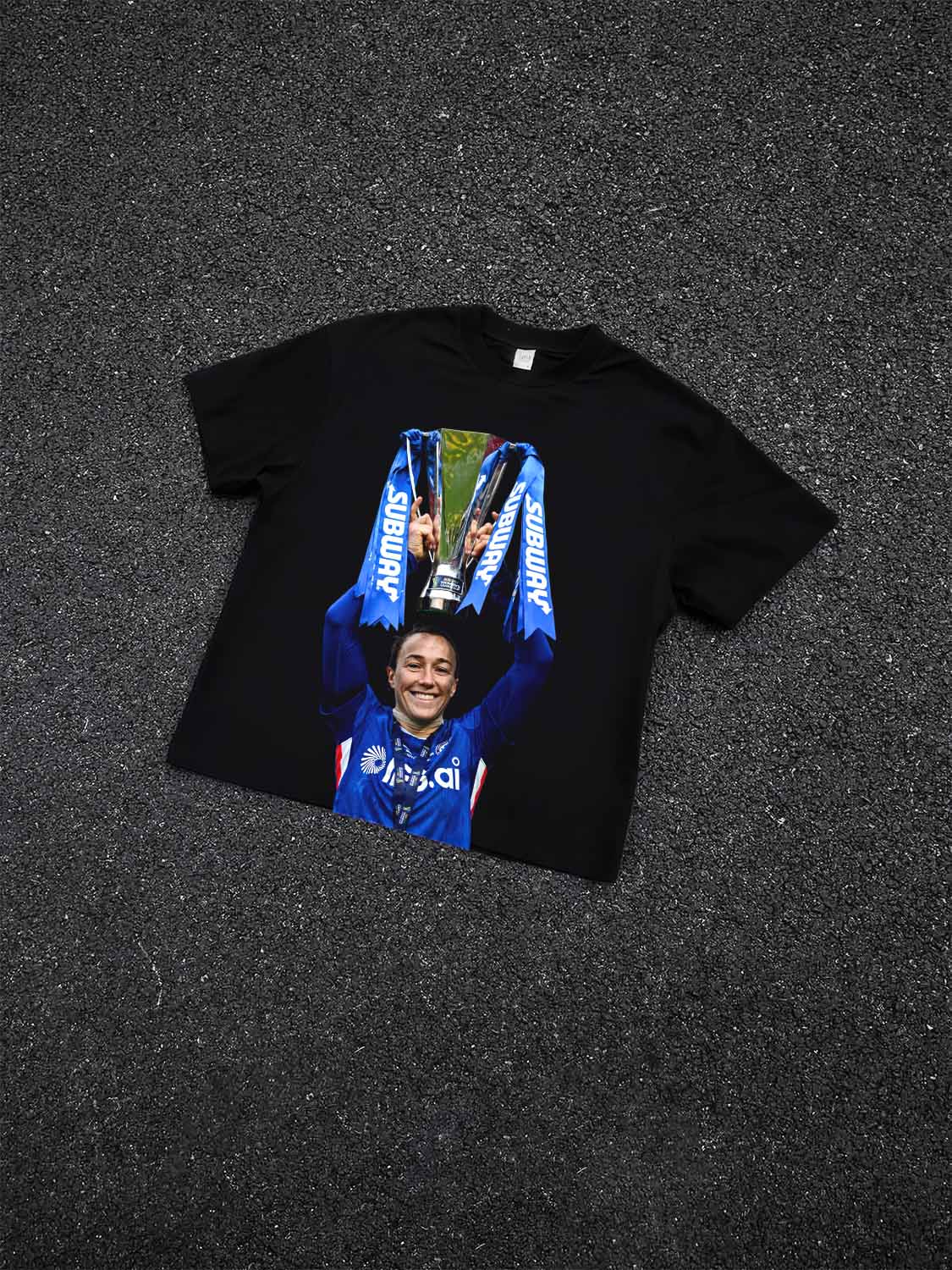 Lucy Bronze   TEE