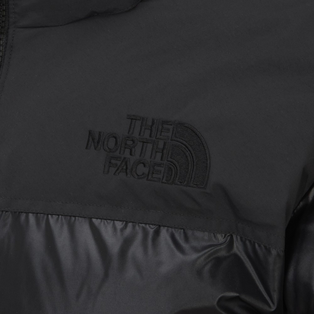 M'S NUPTSE ON JACKET