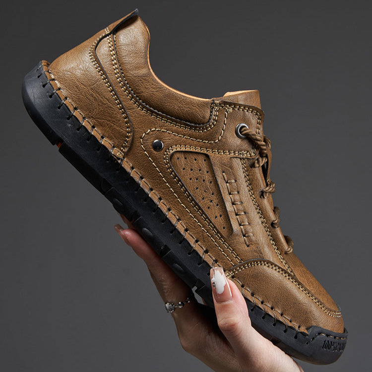 Herren Lederschuhe mit Schnürung und Kontrastnähten