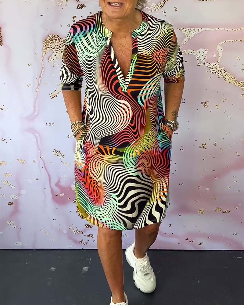 Roya™ - Farbenfrohes Kleid mit V-Ausschnitt