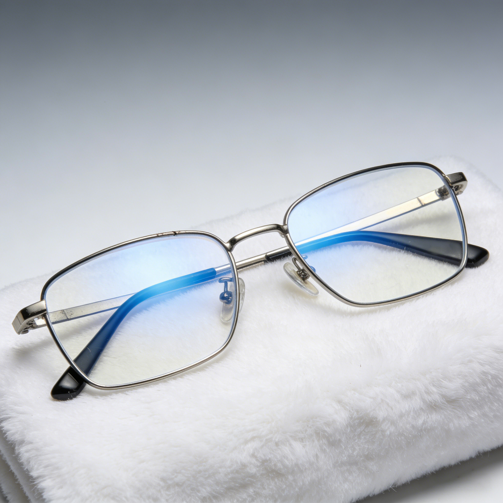 Kék fényszűrő szemüveg