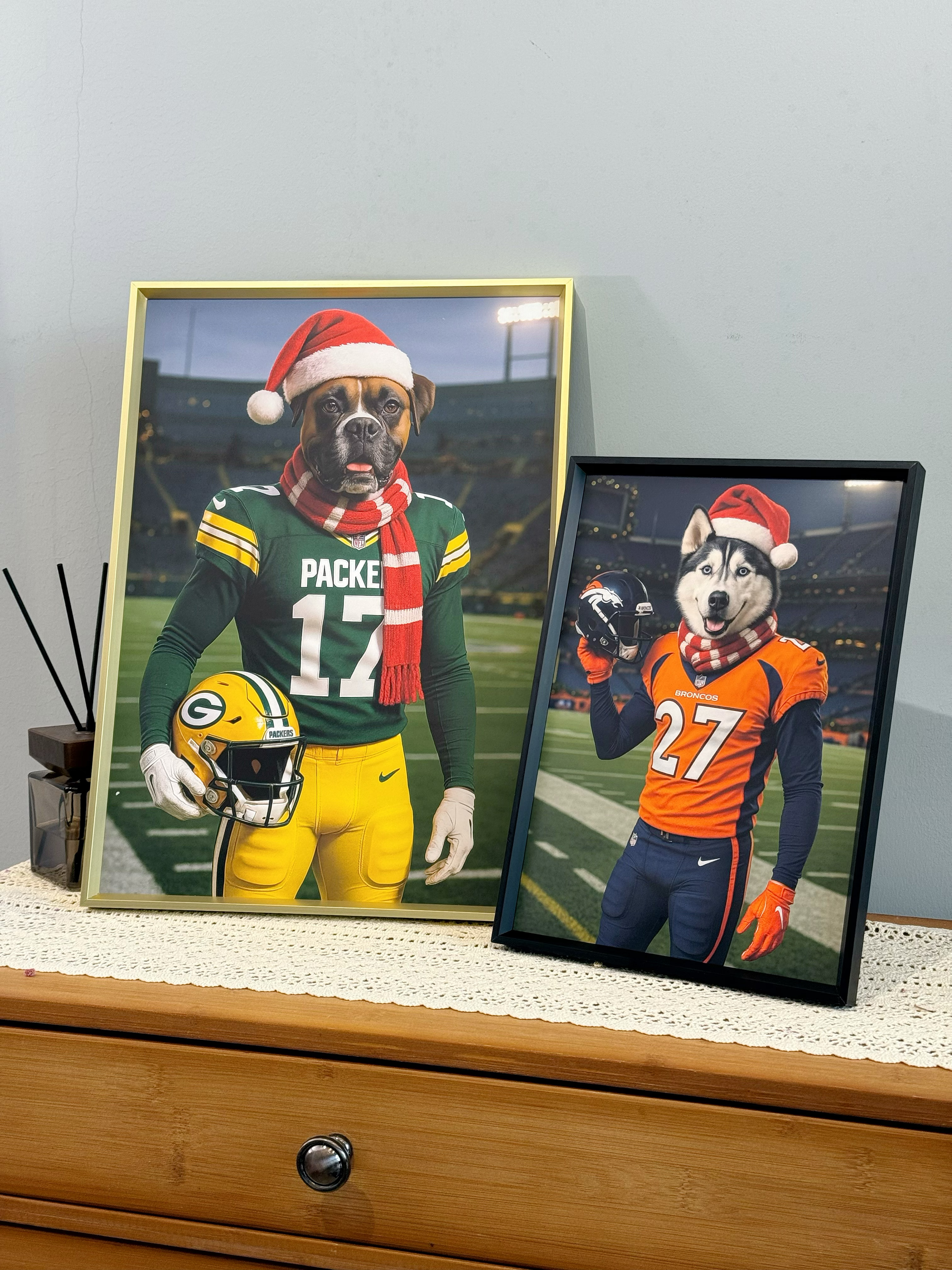 🏈Custom Pet Portrait Frame – Artist Hand-Designed Decorative Wall Art 🐾