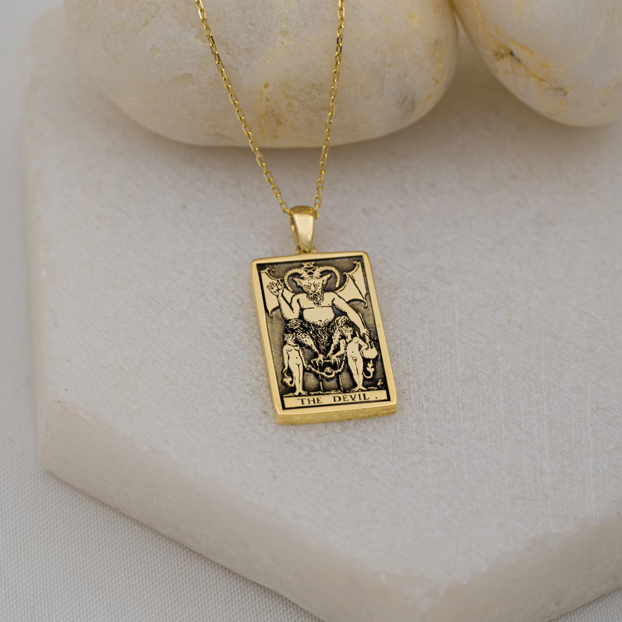 Collana reversibile con carta dei tarocchi zodiacale Capricorno Diavolo - Sofisticati gioielli bohémien - Ciondolo astrologico - Bellissimo regalo (Unisex)