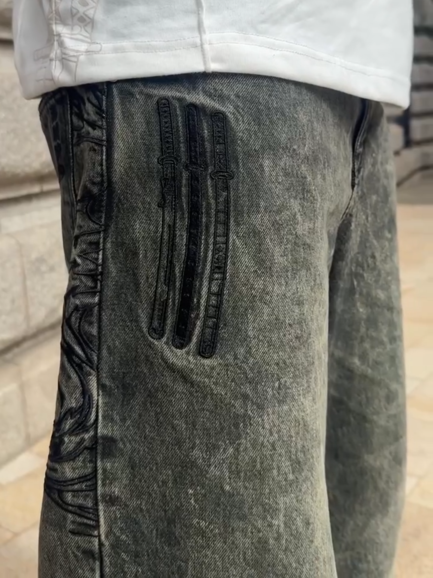 TRIPLE BLADE JEANS