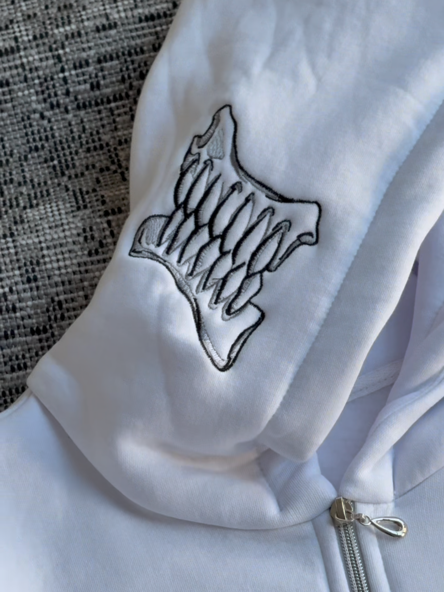 PHANTOM WHITE ZIP HOODIE