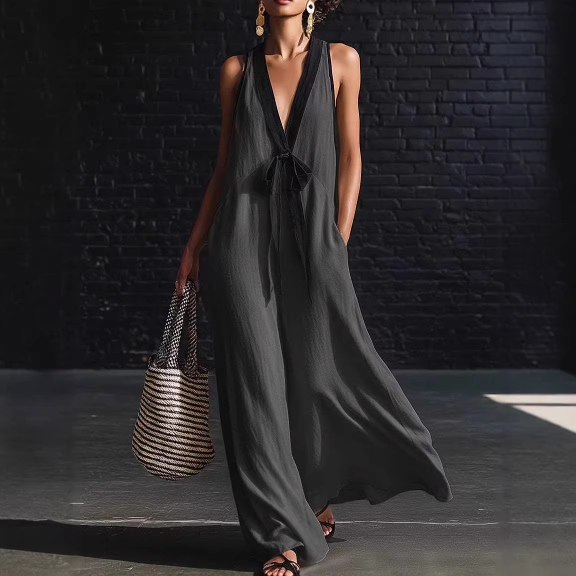 Bohemian Style White And Black Color Blocked Sleeveless V-neck Maxi Dress