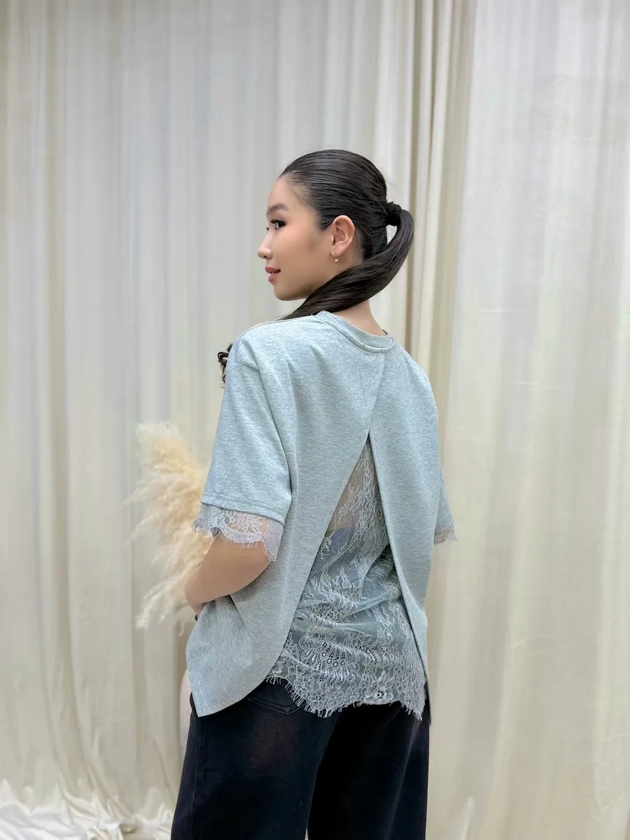 Oversized Lace Splicing Tee
