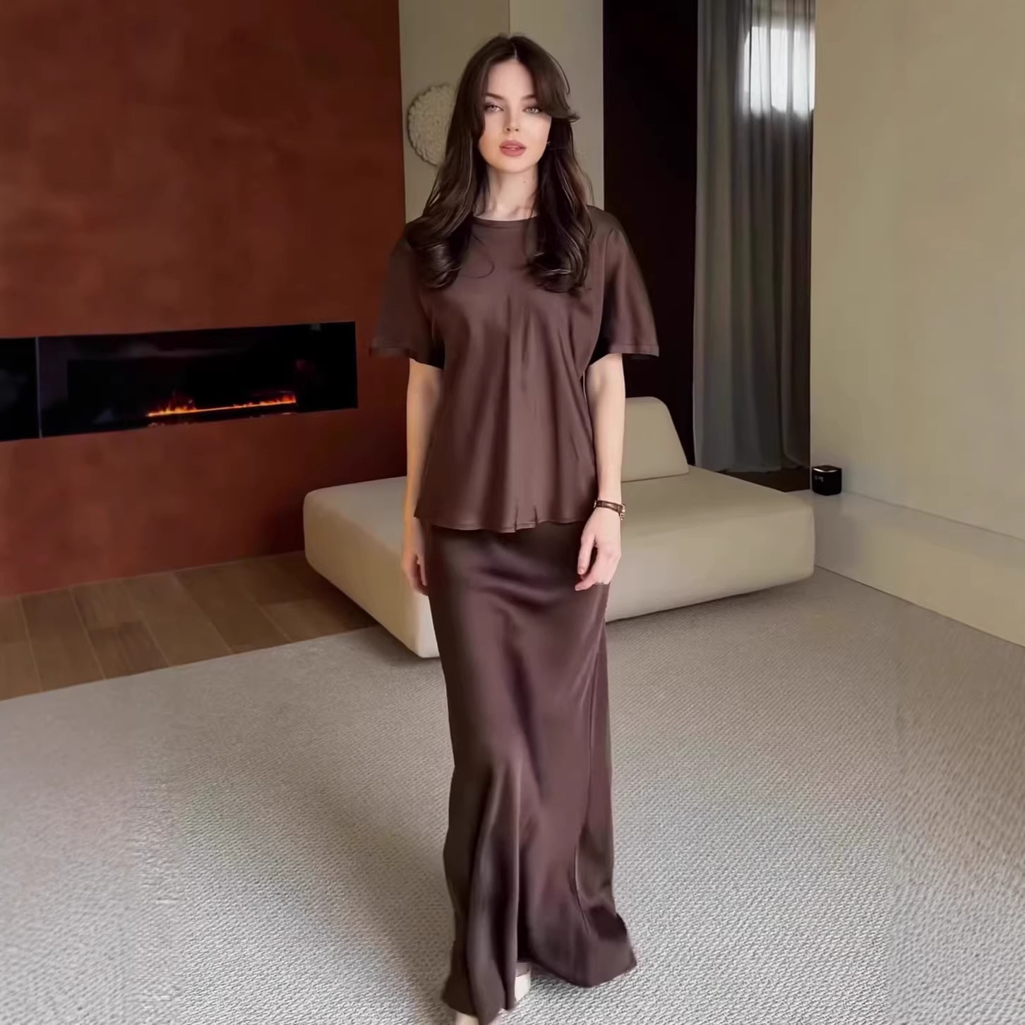 Solid Color Round Neck Short-Sleeved Casual Satin Temperament Skirt