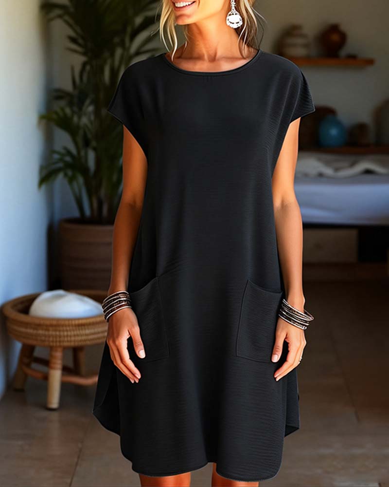 Pocket Detail Round Neck Short Sleeve Dress