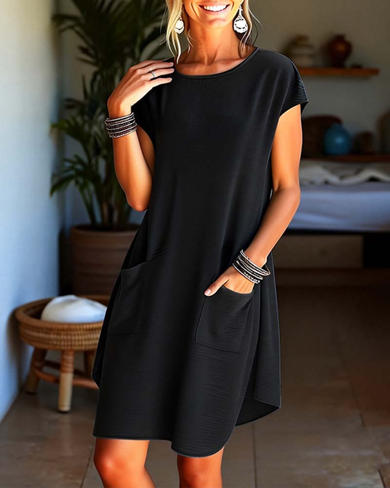 Pocket Detail Round Neck Short Sleeve Dress