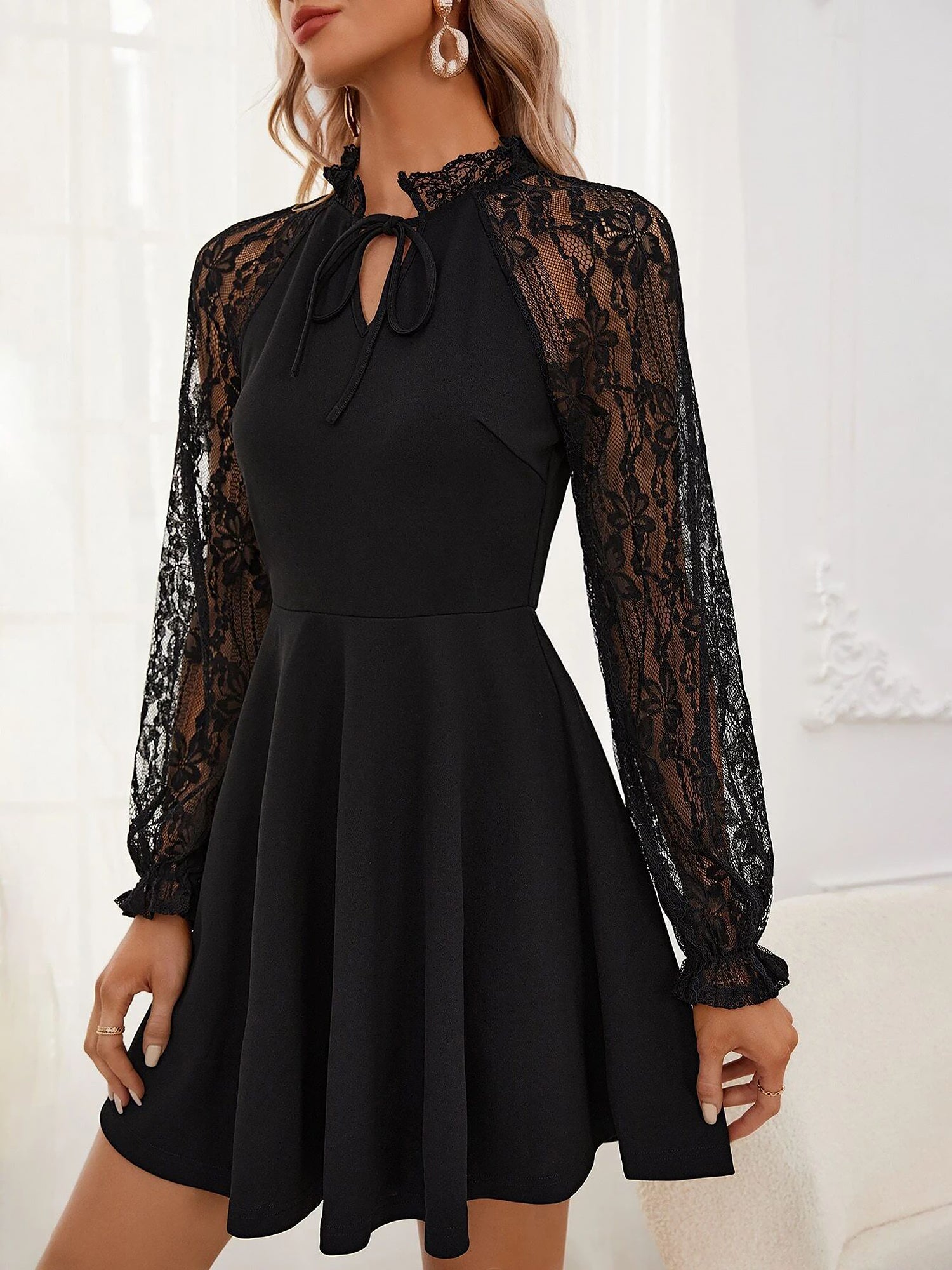 Elegant Floral Lace Sheer Patchwork Long Sleeves A-Line Mini Dress