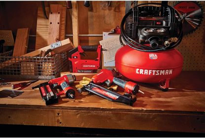CRAFTSMAN Compresor de aire, 22l, Pancake, sin aceite con kit de accesorios de 13 piezas CMEC6150K