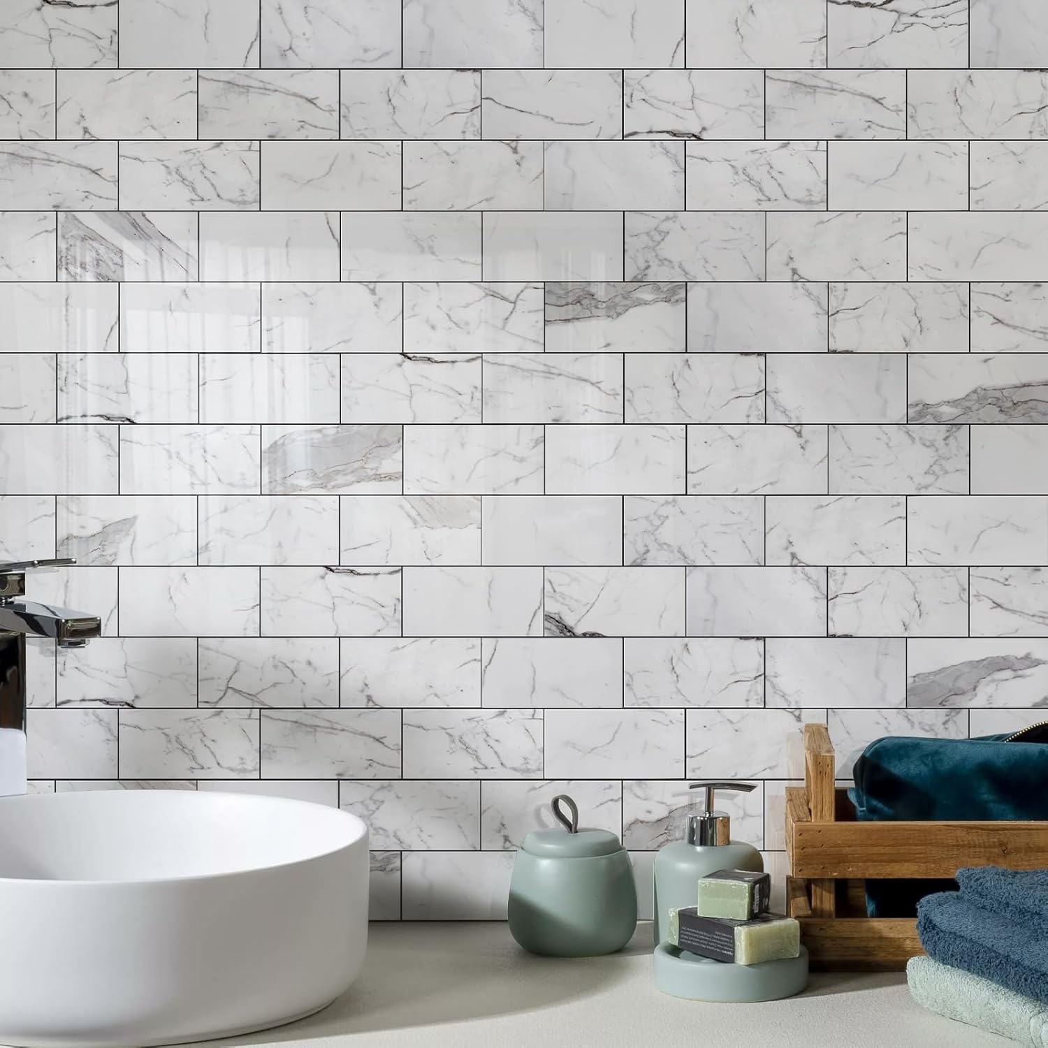 Vamos Tile 100Pcs Water Proof Glossy White Peel and Stick Backsplash,3''x6'' PVC Subway Tile, Stick on Backsplash for Kitchen/Bathroom Decoration Stickers Decorative Ornaments