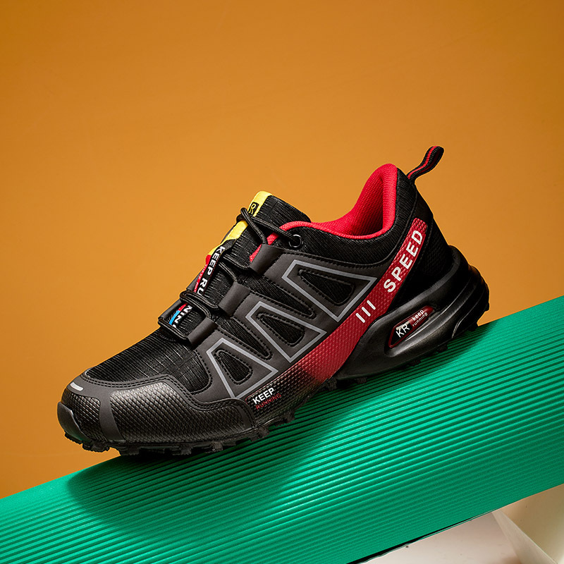 Men's outdoor hiking shoes