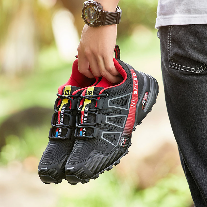 Men's outdoor hiking shoes