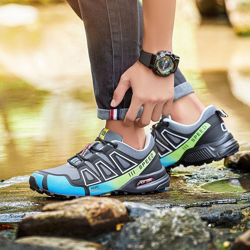 Men's outdoor hiking shoes