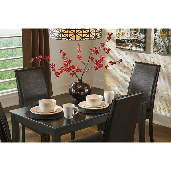 Mesa de comedor rectangular, color negro casi negro Mesa de comedor rectangular, color negro casi negro