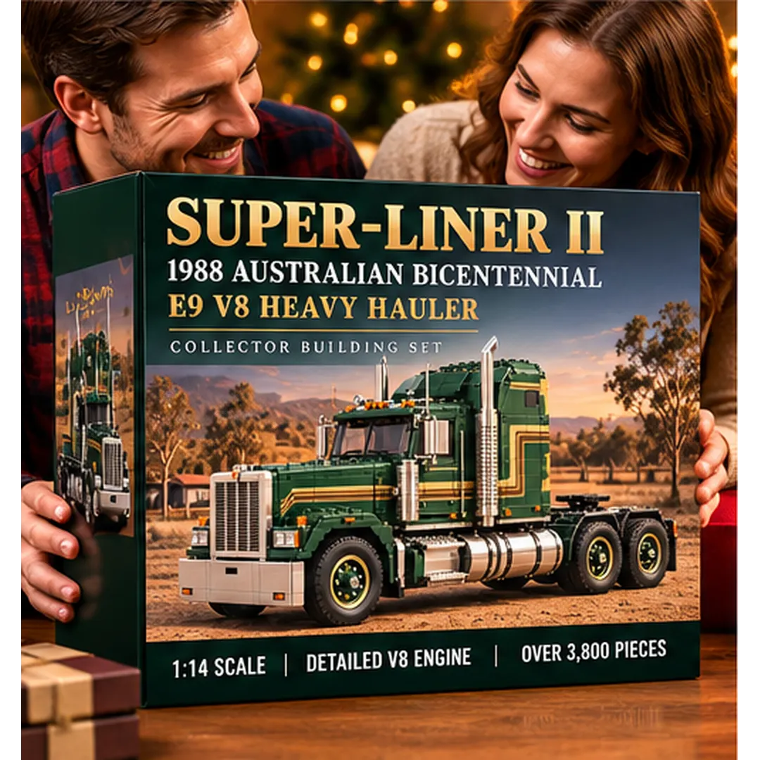 Complete green and gold Super-Liner II heavy truck building model