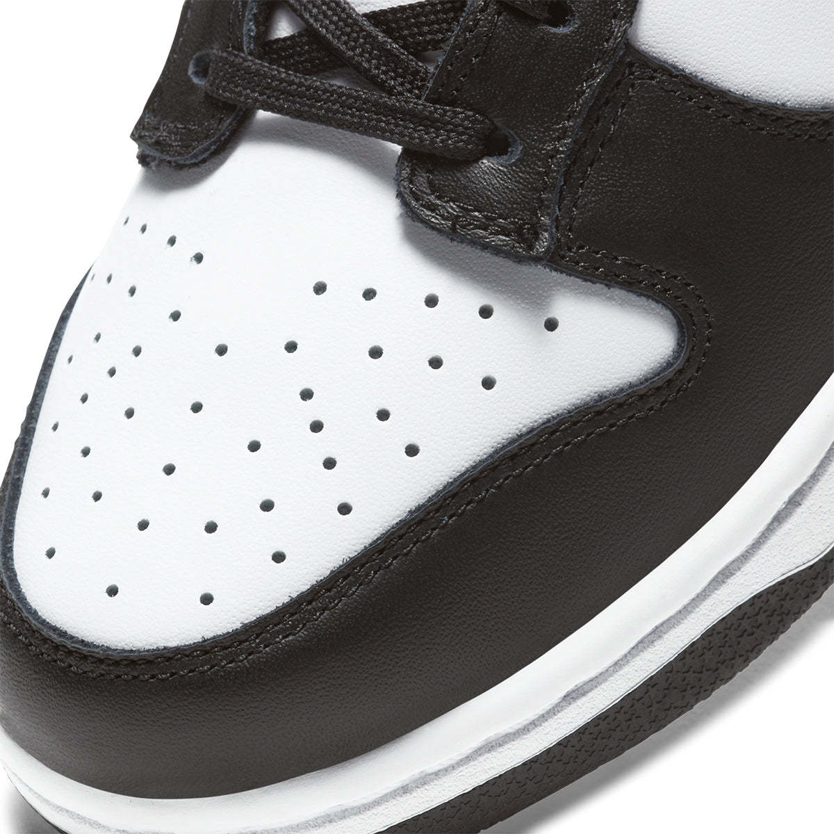 Dunk Low 'Panda'