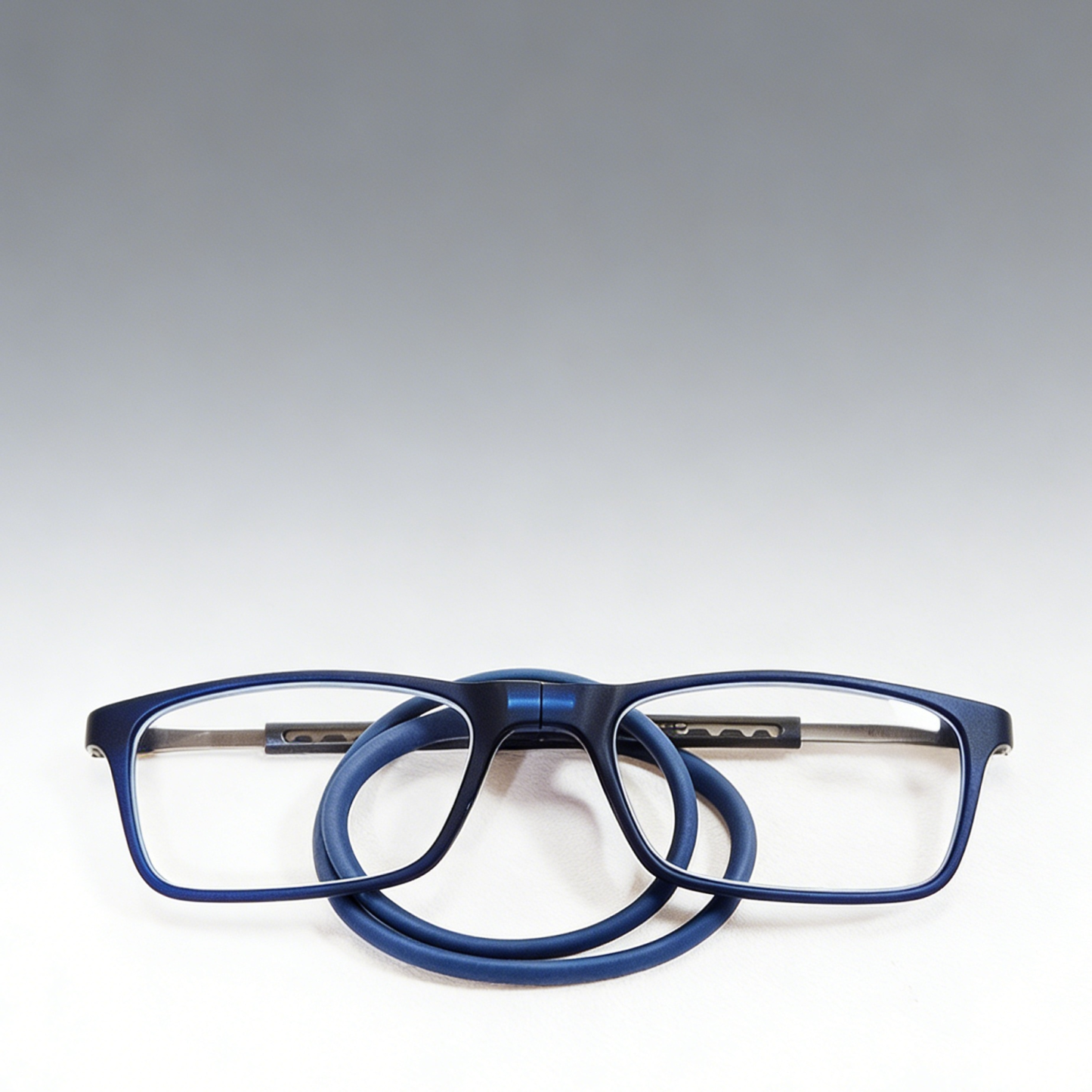 Portable magnetic reading glasses with hanging ropes