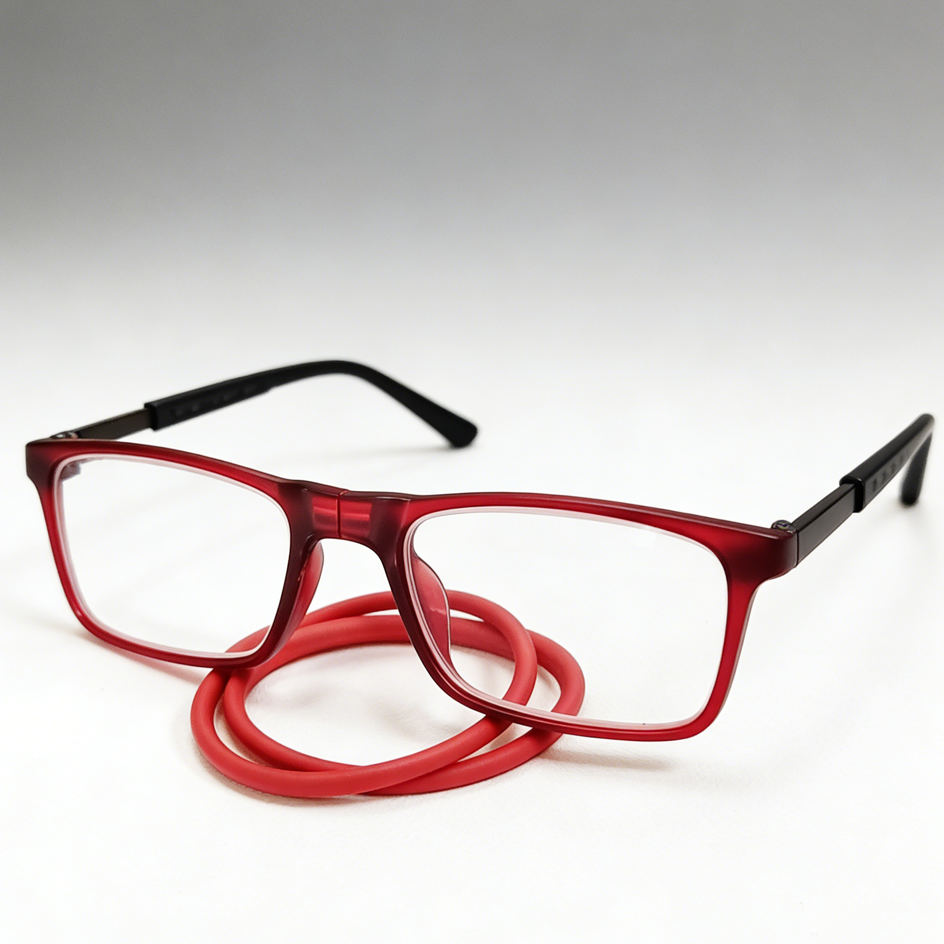 Portable magnetic reading glasses with hanging ropes