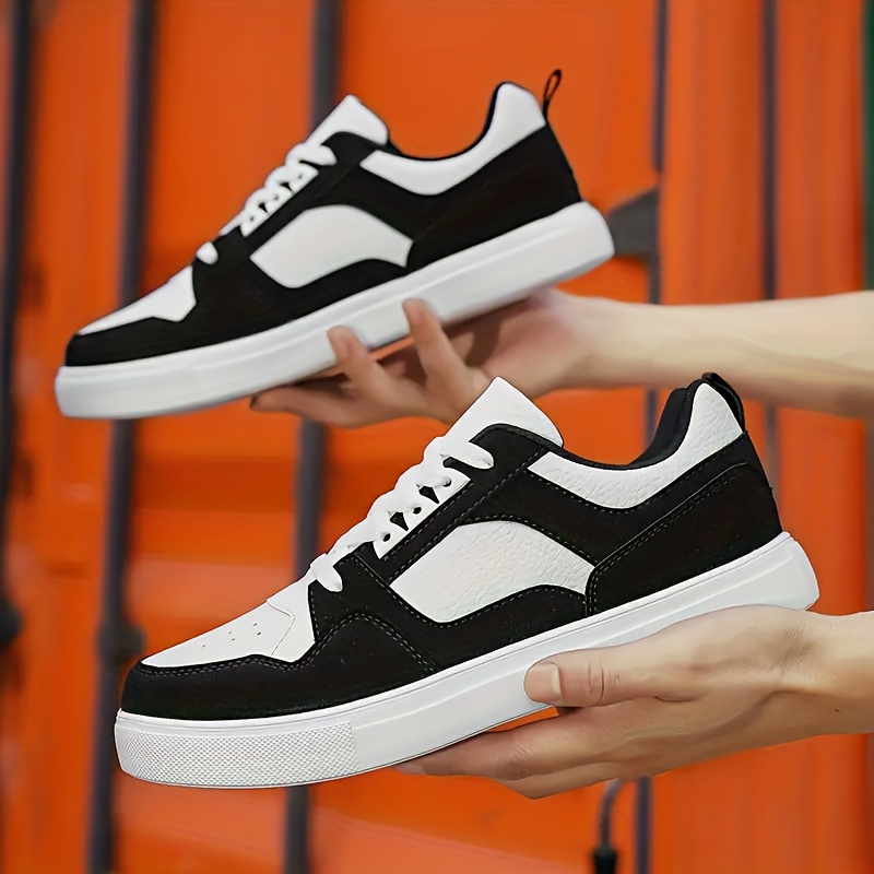 Joker Plus Size Fashion Trend Youth Casual Shoes For Men And Women With The Same Fashion Light And Durable Trend Sports Skateboard Shoes.