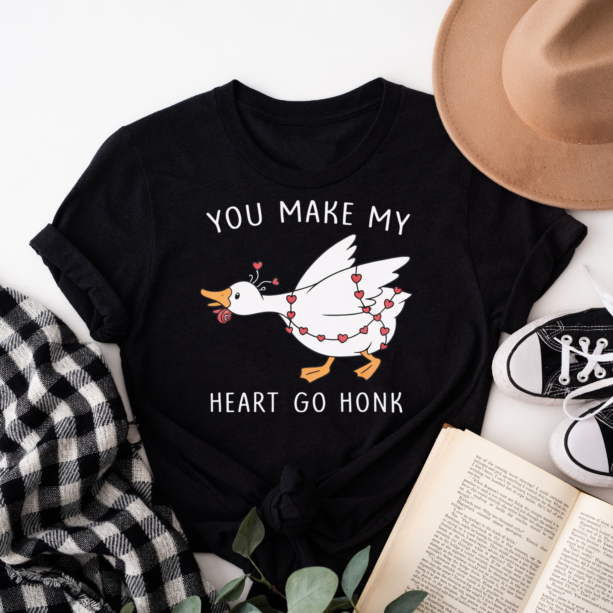 Clottya Duck With Heart Necklace And Text You Make My Heart Go Honk T-shirt Spring Summer Casual Wear