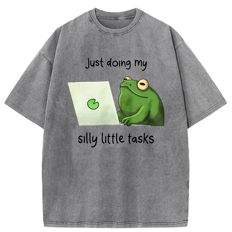 Frog Using Laptop With Text Above And Below tshirt 100% cotton