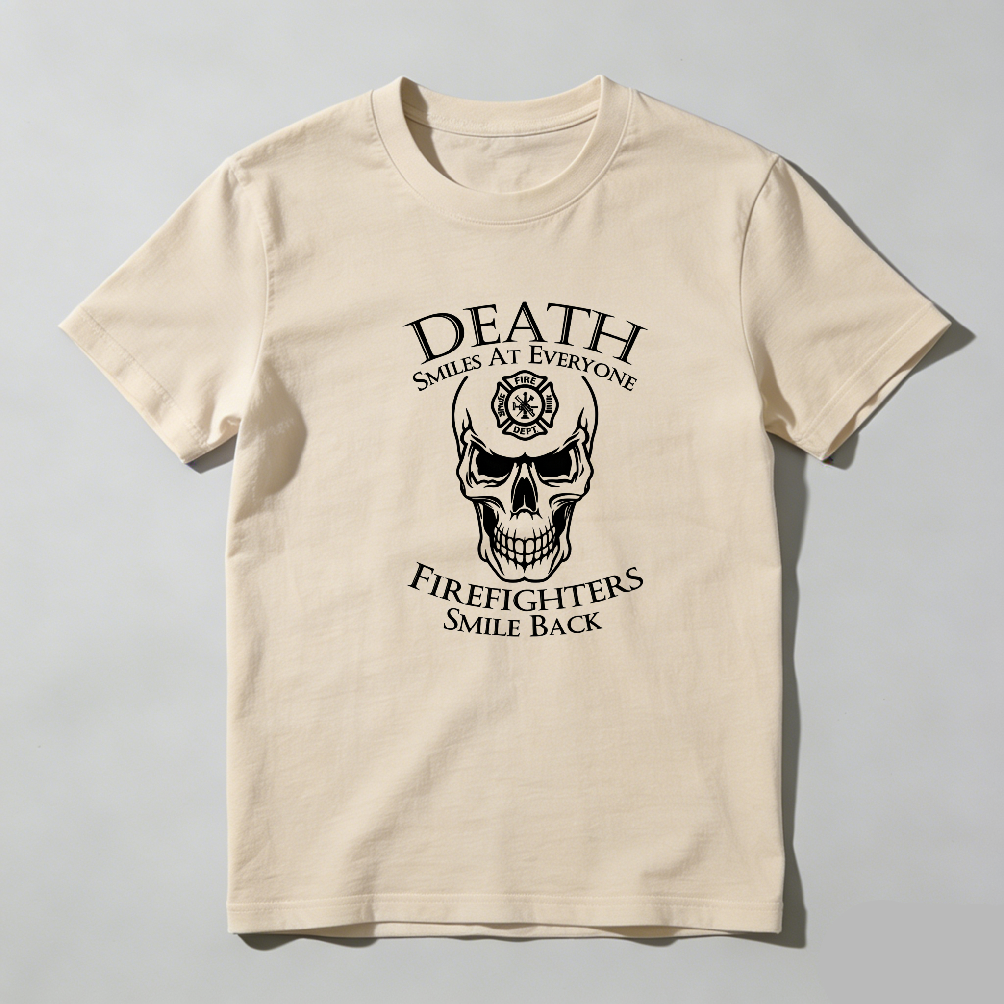 TEECURENT Death Smiles At Everyone Firefighters Smile Back Pure Cotton Short Sleeve T Shirt-TeeCurent