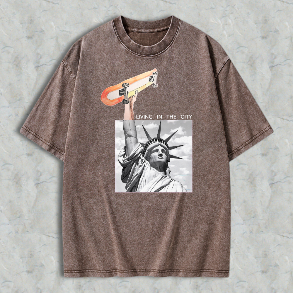 Statue Of Liberty Holding Skateboard Living In The City Graphic Washed T-shirt