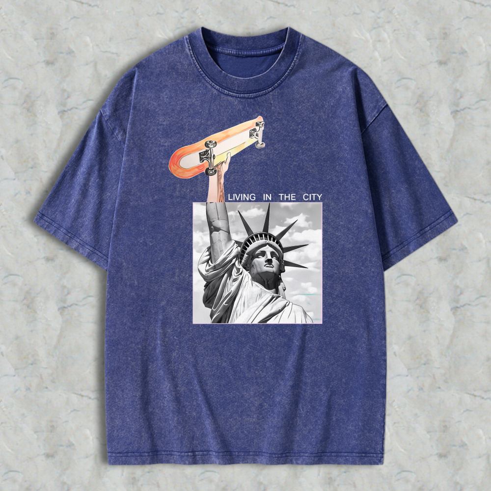Statue Of Liberty Holding Skateboard Living In The City Graphic Washed T-shirt