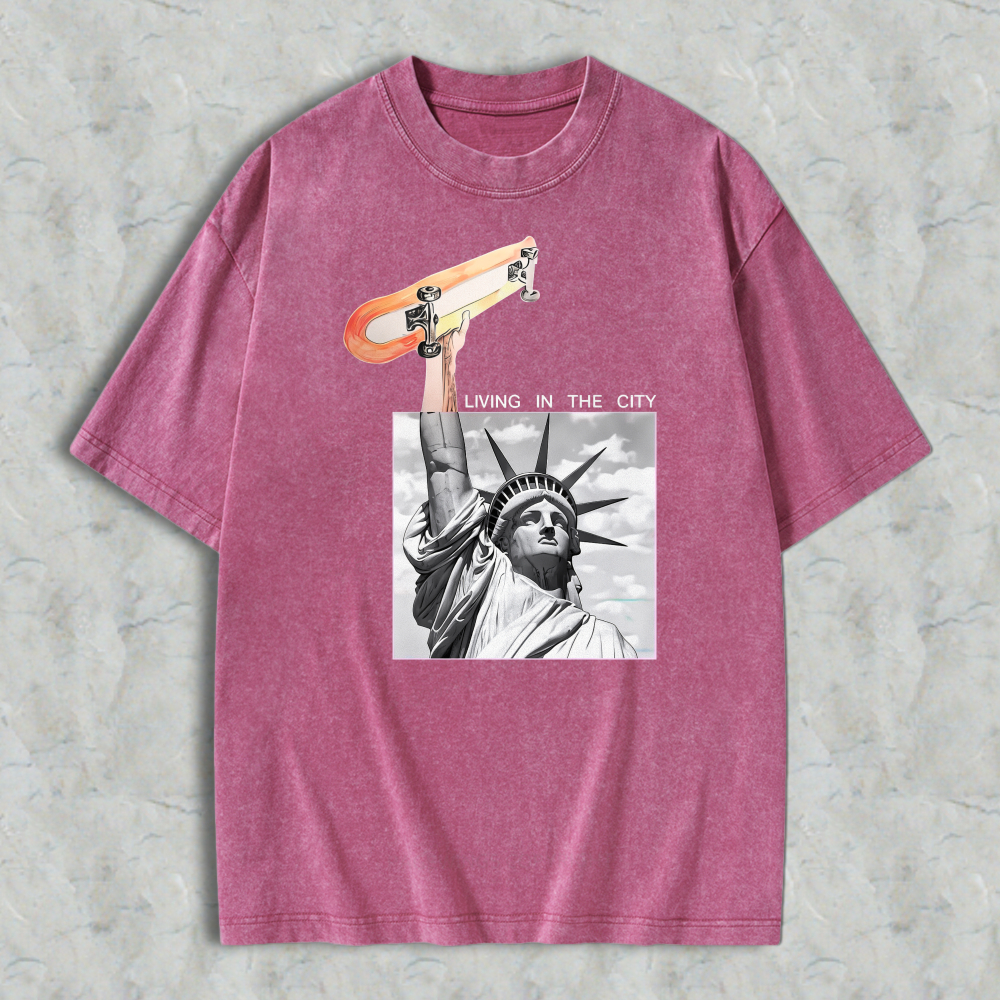 Statue Of Liberty Holding Skateboard Living In The City Graphic Washed T-shirt