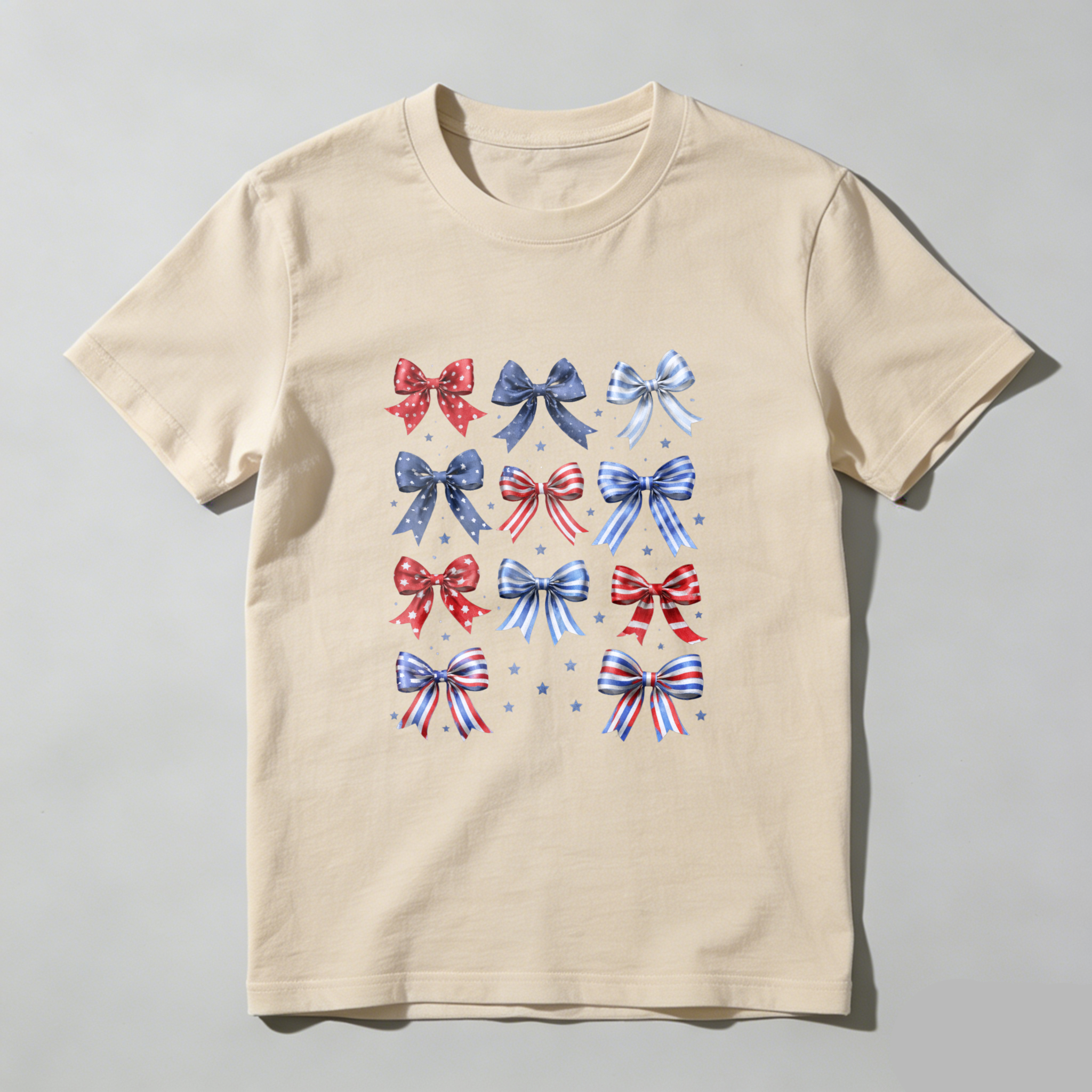 TEECURENT Patriotic Bow Pattern T-Shirt Red White And Blue Stars Design American Flag Inspired Casual Top WOMEN